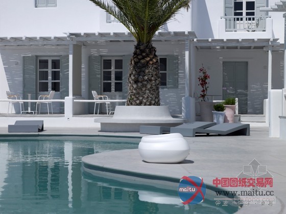 海滩边奢华精致的希腊米科诺斯阿缪斯酒店设计