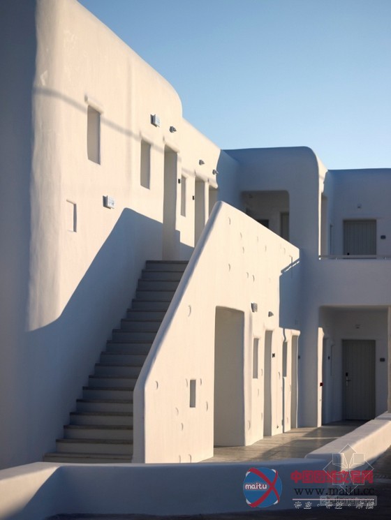 海滩边奢华精致的希腊米科诺斯阿缪斯酒店设计