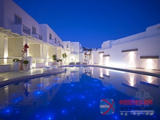 海滩边奢华精致的希腊米科诺斯阿缪斯酒店设计