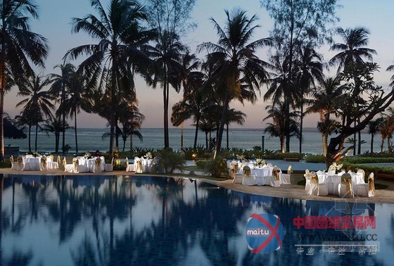 热带风情的泰国蔻立艾美海滩水疗度假酒店