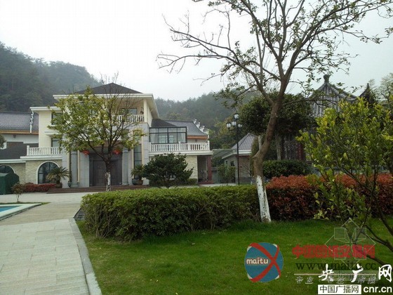 浙江村支书违建 豪华别墅内部曝光