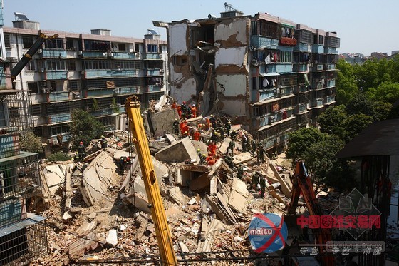 浙江奉化塌楼是怎样的