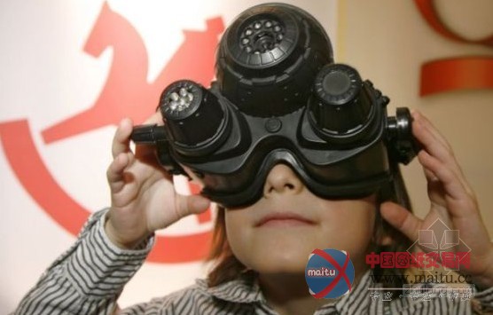 美国最新研发:智能隐形眼镜具备夜视能力