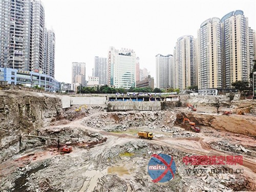 8000多束钢筋锚杆防固地下基坑