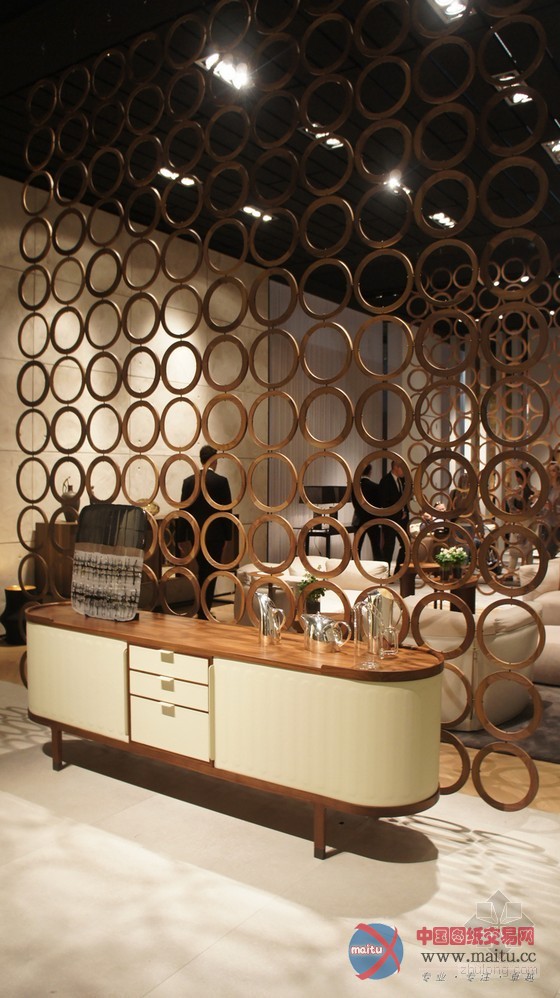 2014米兰家具展后新观感 解读家具视觉盛宴——专访法国之家室内设计总监李万历