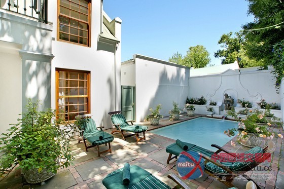 美丽花园景致的南非The Cellars-Hohenort酒店设计