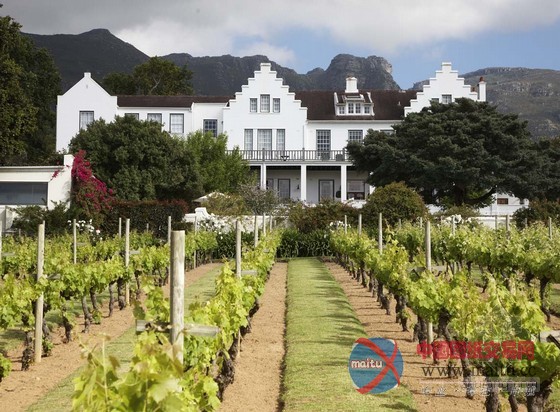 美丽花园景致的南非The Cellars-Hohenort酒店设计