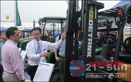 奇瑞迪凯叉车“R”系列新品成广交会焦点