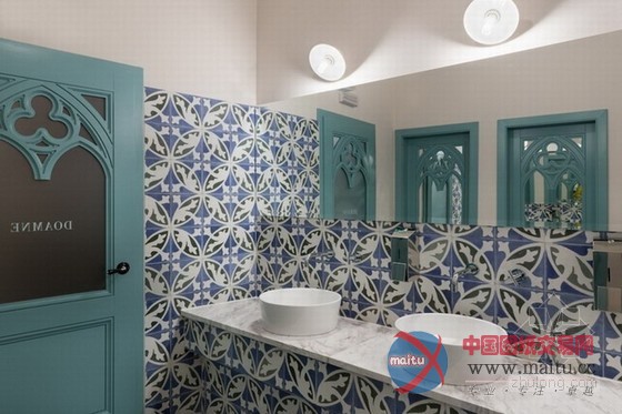 虔诚静谧的“教堂式”罗马尼亚Boema餐厅