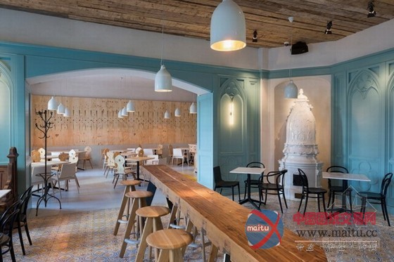 虔诚静谧的“教堂式”罗马尼亚Boema餐厅