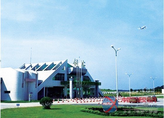 首座跨省支线机场 铜仁凤凰机场主体工程月底完工