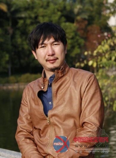 钟镭:以人才带动人才加强团队建设