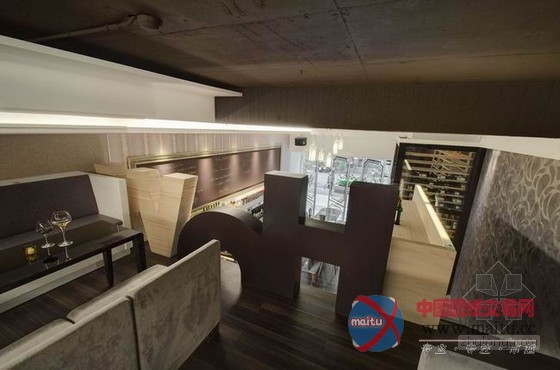 台北市红酒咖啡店装修设计 质感十足休闲空间