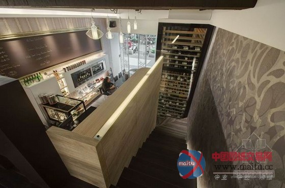 台北市红酒咖啡店装修设计 质感十足休闲空间