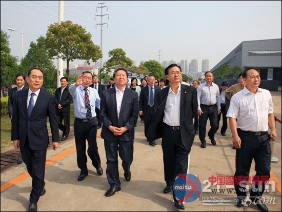 中联重科环境产业与工程机械行业有得一拼