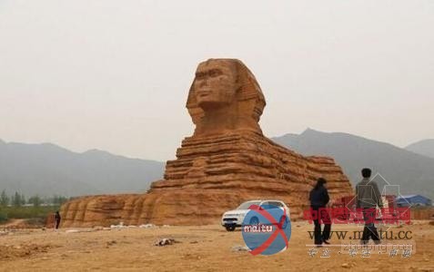 山寨建筑拍完即拆 借口为哪般