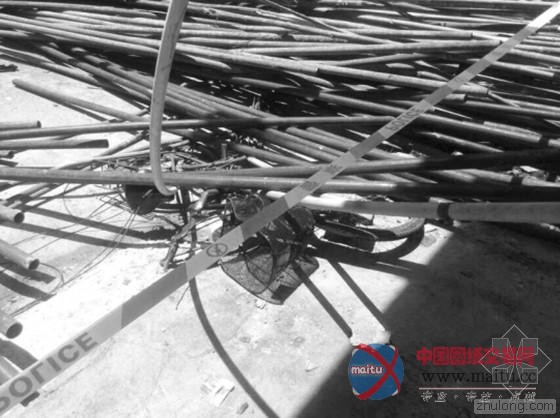 施工吊机绳脱落 砸死骑单车行人