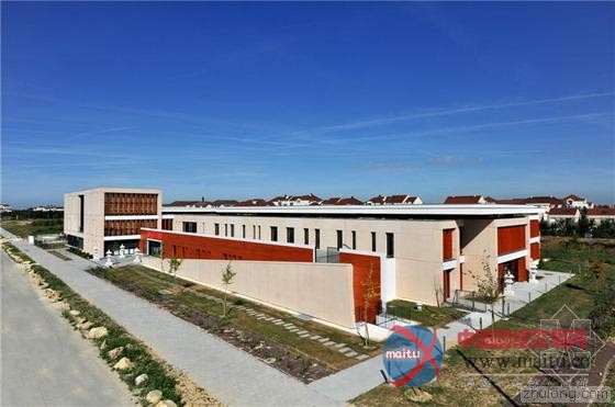 法国巴黎公园佛光山 重新定义传统寺庙的空间序列