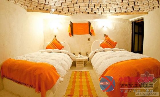 100万盐块建造酒店 禁止用户舔墙