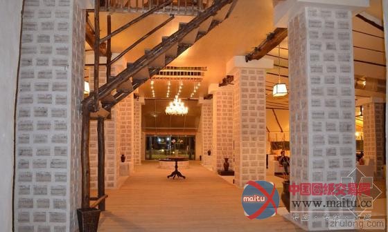 100万盐块建造酒店 禁止用户舔墙