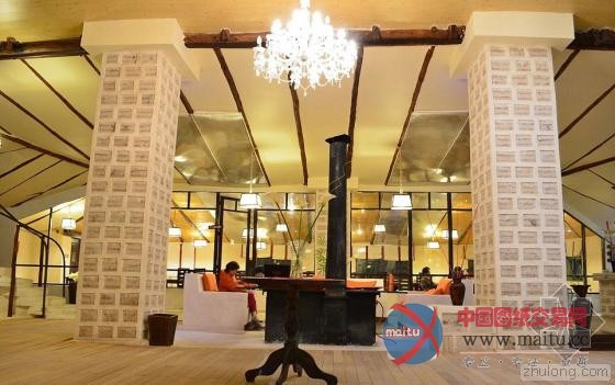 100万盐块建造酒店 禁止用户舔墙