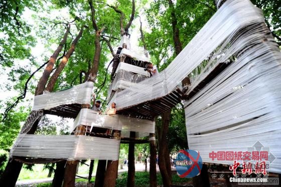 别致“树屋”亮相武汉