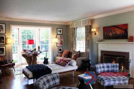 女作家经典复式“书屋” 浓郁英伦气息