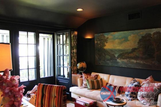 女作家经典复式“书屋” 浓郁英伦气息