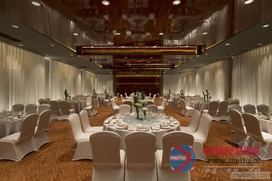 东方传奇神话之黑白“动感”深圳回酒店