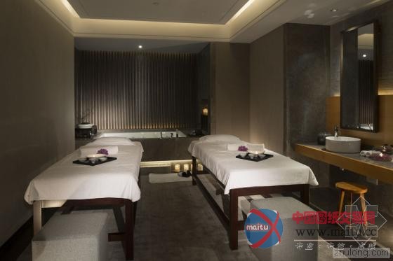 东方传奇神话之黑白“动感”深圳回酒店