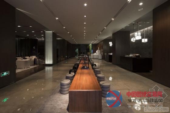 东方传奇神话之黑白“动感”深圳回酒店