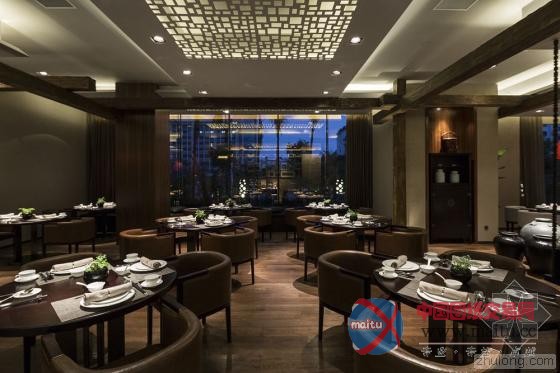 东方传奇神话之黑白“动感”深圳回酒店