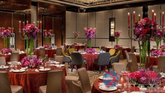 上海摩登“珠宝盒”浦东四季酒店 色彩搭配丰富