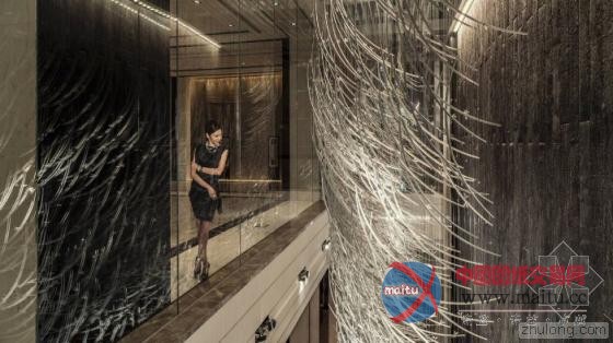 上海摩登“珠宝盒”浦东四季酒店 色彩搭配丰富