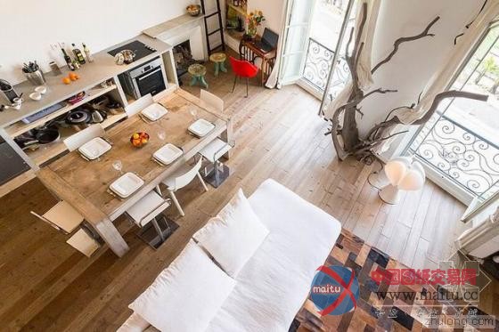 鲜黄色彩“分割”墨西哥公寓 颜色强烈对比