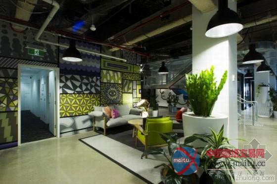 以“人”为本混搭Facebook悉尼办事处 随意色彩涂鸦