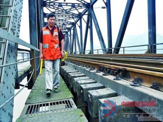 重庆首座长江大桥将拆除-筑龙新闻