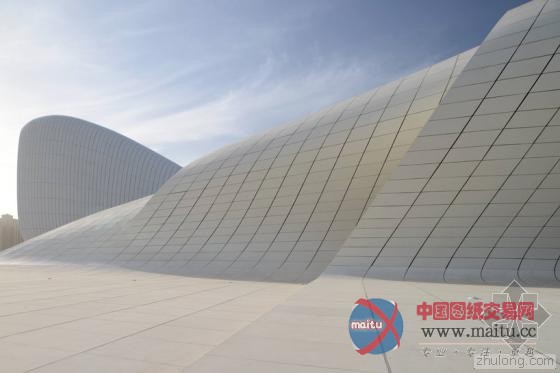 扎哈?哈迪德再揽大奖 获2014年伦敦设计最高奖-筑龙新闻